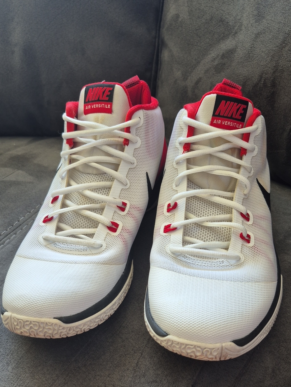 Nike Men’s White & Red Air Versatile Athletic Shoes